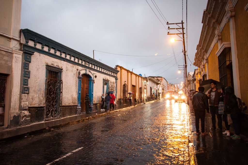 Beautiful night streetscapes in the historic centre, while significant sections of the city flooded